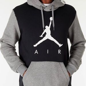 **SOLD**BRAND NEW Nike Jordan Air Jumpman GFX